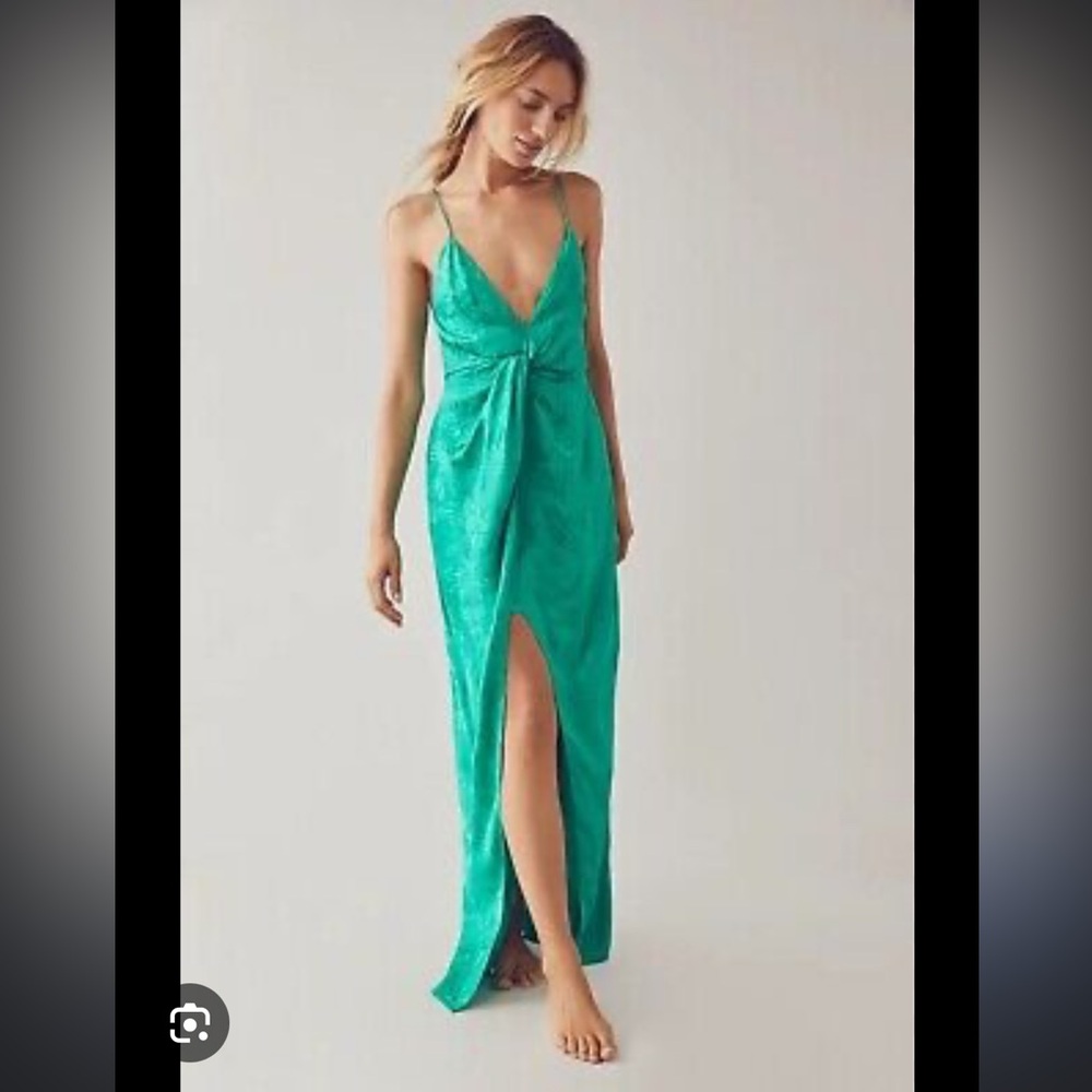 Significant Other Mae Sleeveless Jacquard Maxi Dress